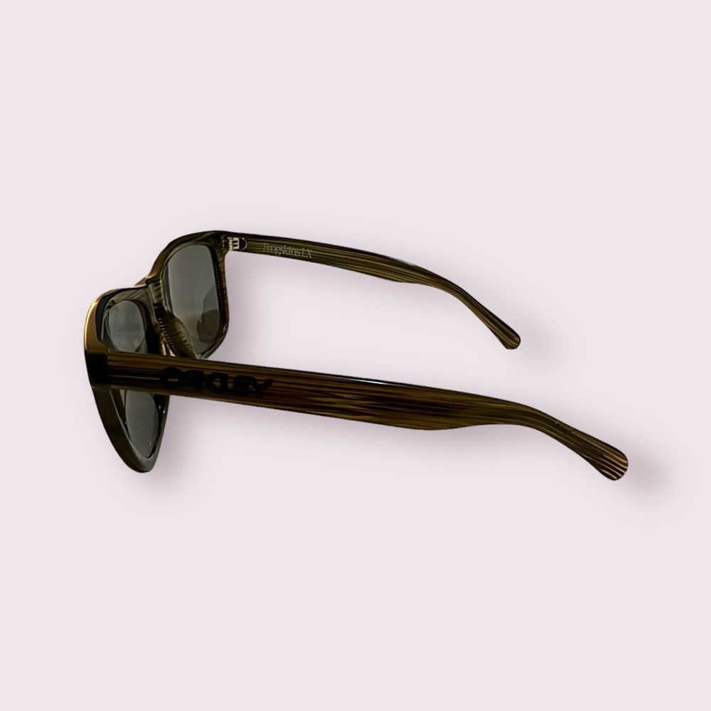 Oakley Frogskins LX Polarized Wayfarer Sunglasses - Picture 2 of 10